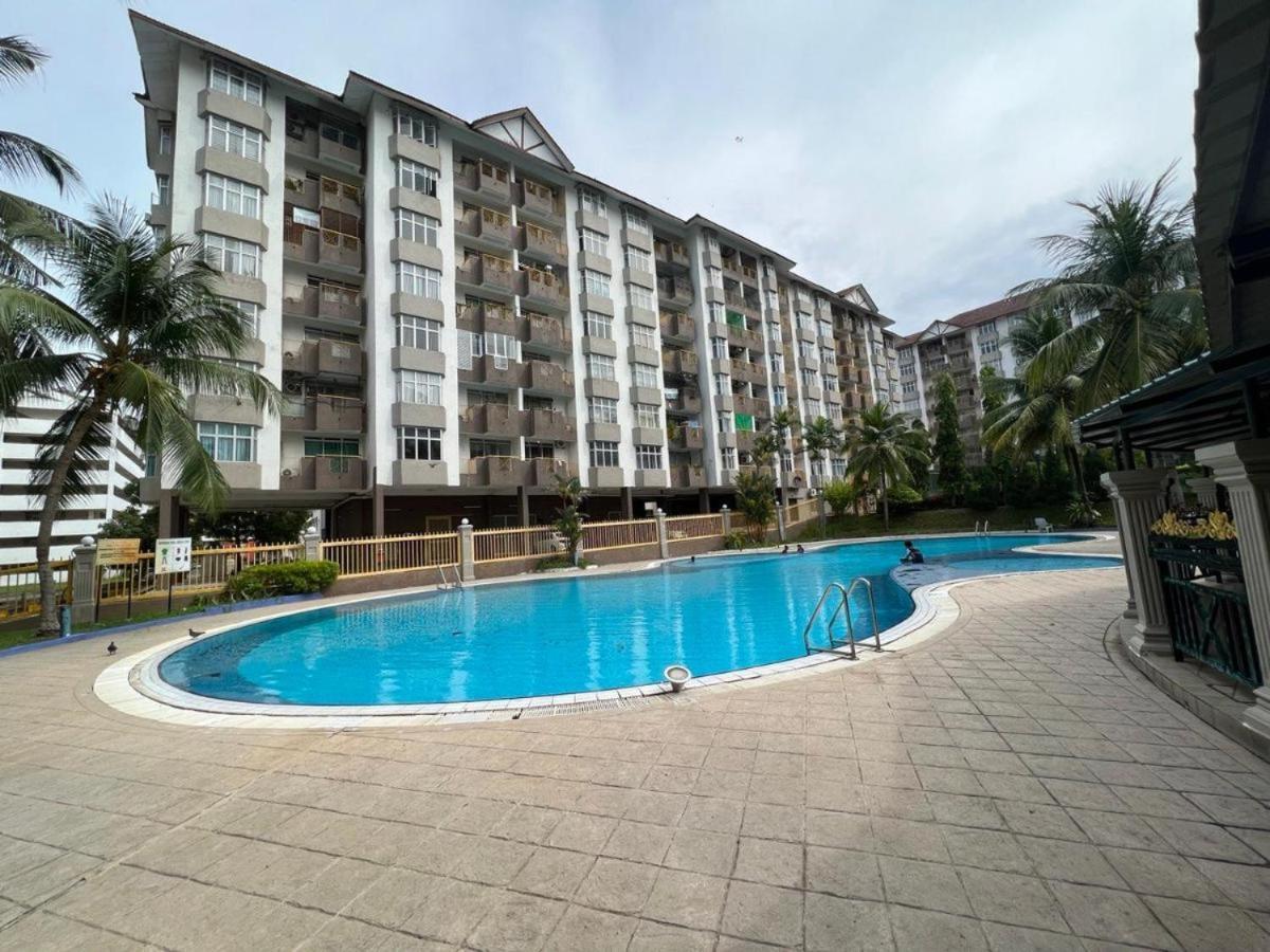 2 Bedroom Unit At Ocean View *